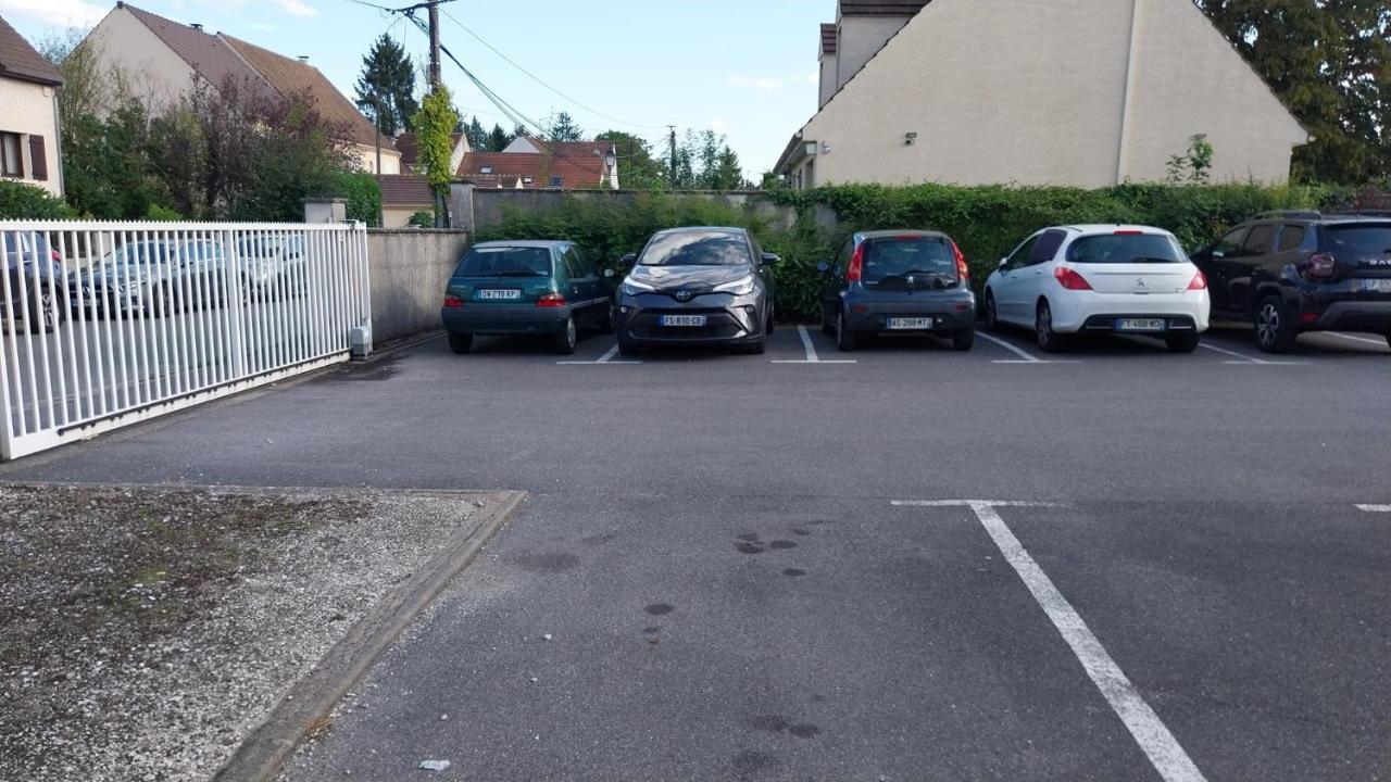 Appartement Cosy - Disneyland & Villages Nature Villeneuve-Saint-Denis Exterior photo